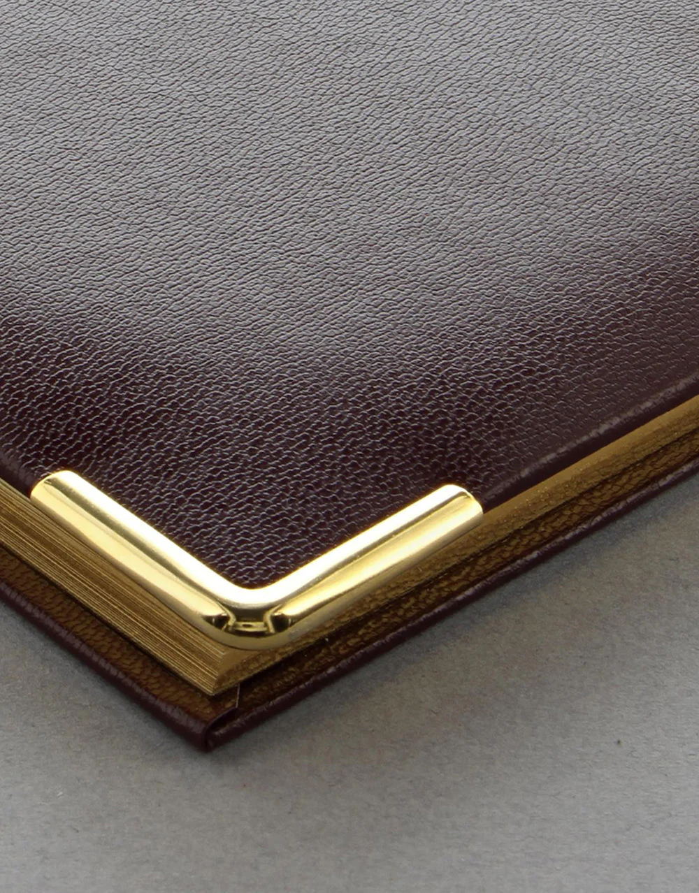 Classic Quarto Landscape Plain Guest Book - Image 5