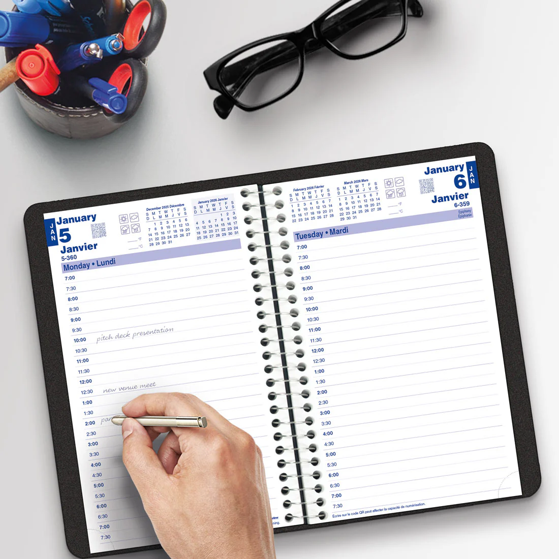 Essential Daily Planner 2026, Bilingual, Black (C2504.81BT-26) - Image 7